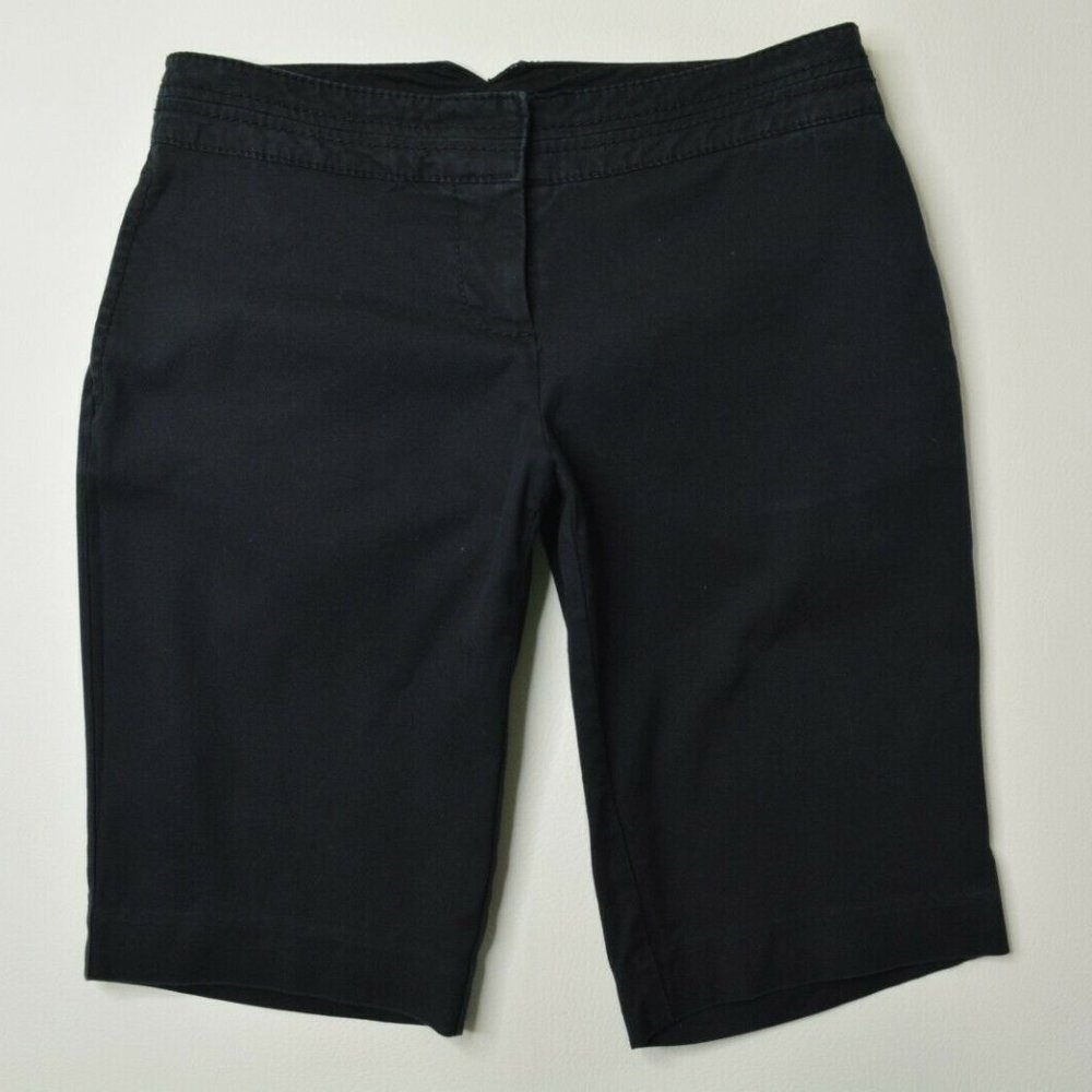 Old Navy Size 1 Juniors Womens BLACK Stretch BERMUDA Chino Trouser Style SHORTS‎